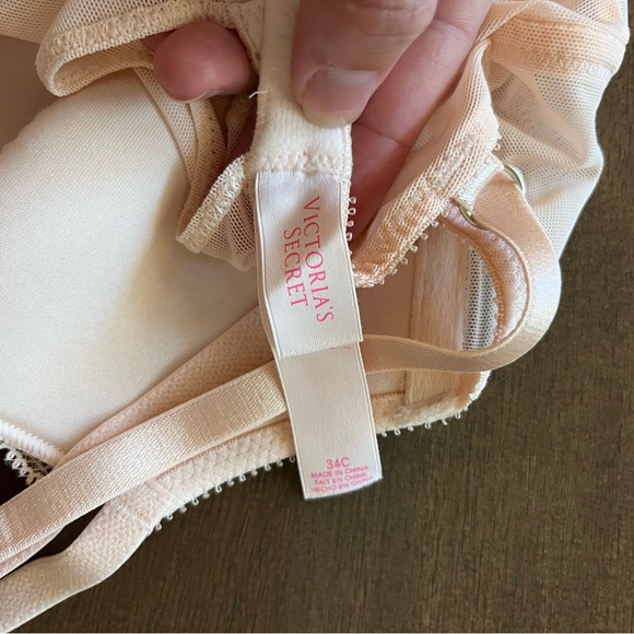 Rare Victoria’s Secret lace babydoll and thong (with removable garter clips) - Picture 15 of 15